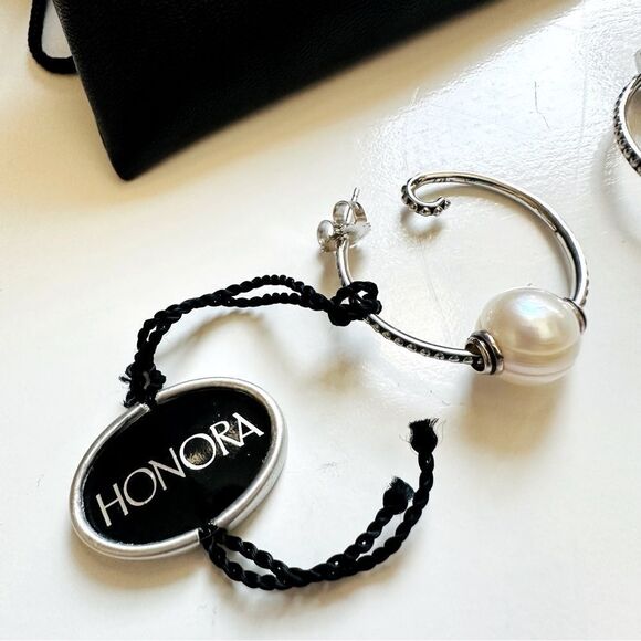 NWOT Honora Sterling Silver Pearl Hoops - Picture 2 of 4